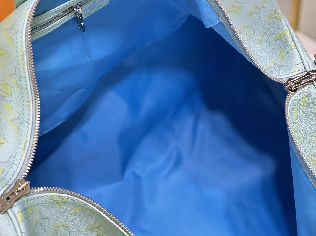 Louis Vuitton Travel Bags Bright 7628 - Image 8