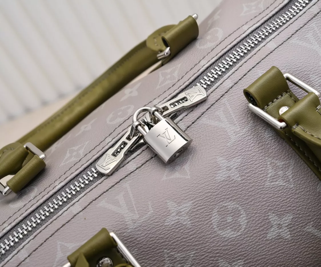 Louis Vuitton Travel Bags DailyWear 8135 - Image 6