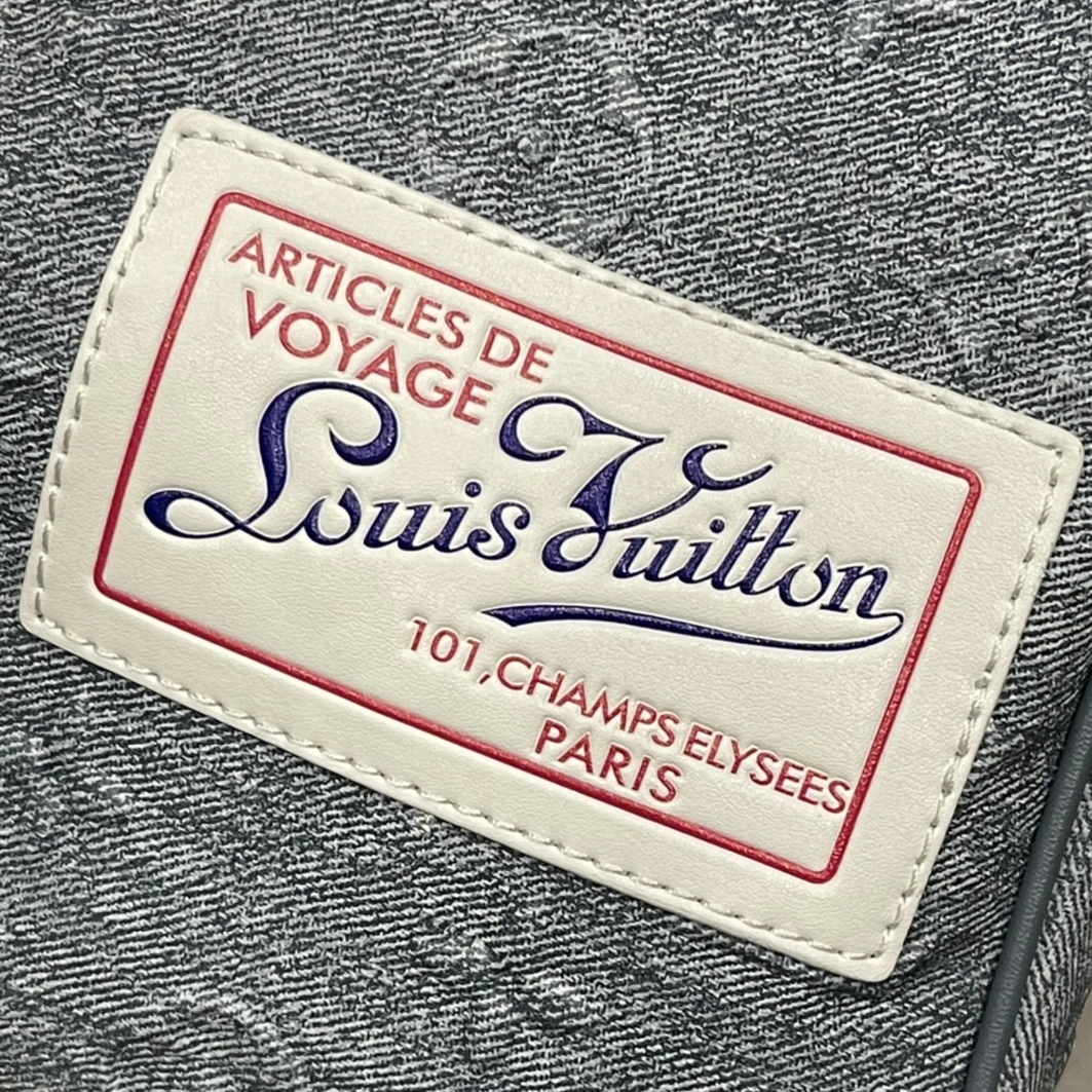 Louis Vuitton Travel Bags Flexible 7451 - Image 5