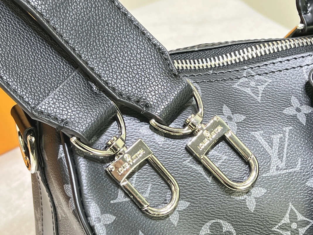 Louis Vuitton Travel Bags For Unisex Comfortable 7235