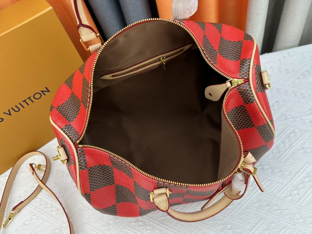 Louis Vuitton Travel Bags For Women Trendy 1355 - Image 8