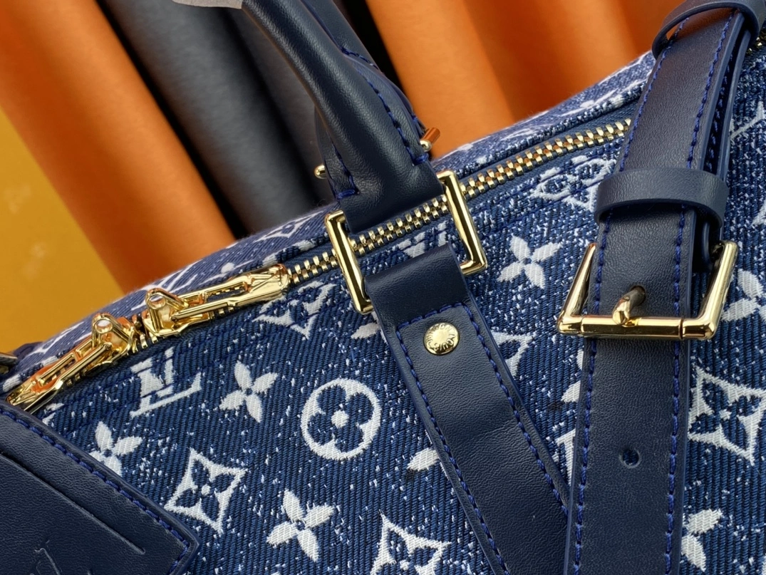 Louis Vuitton Travel Bags WellDesigned 153 - Image 6