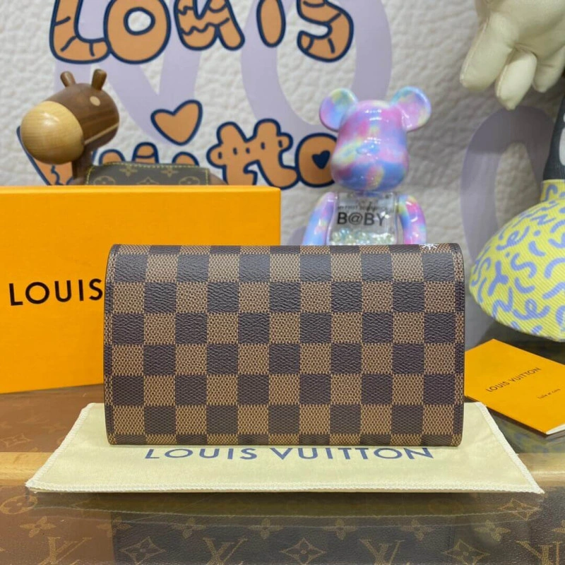 Outside f Louis Vuitton Vivienne Sailing Damier Ebene Sarah Wallet Pink - Image 3