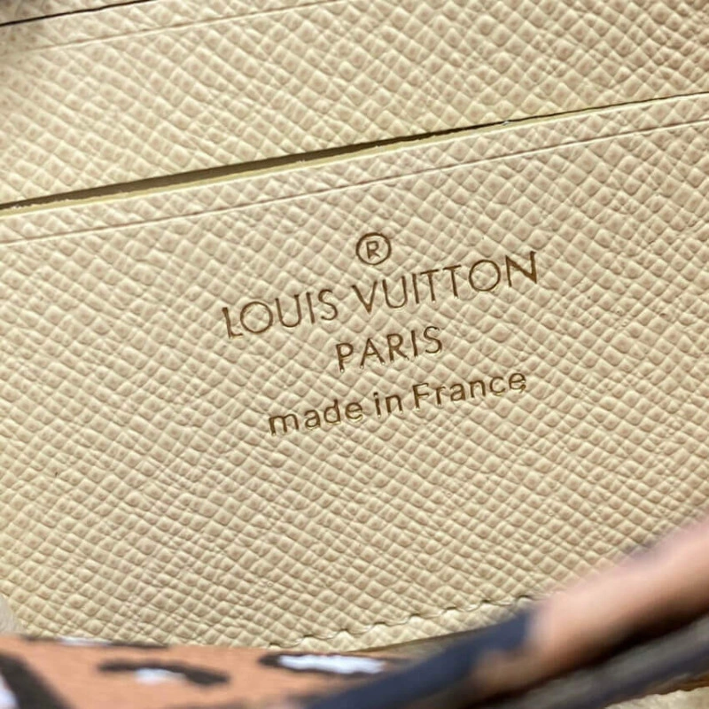 4 card sl Louis Vuitton Zippy Coin Purse - Image 9