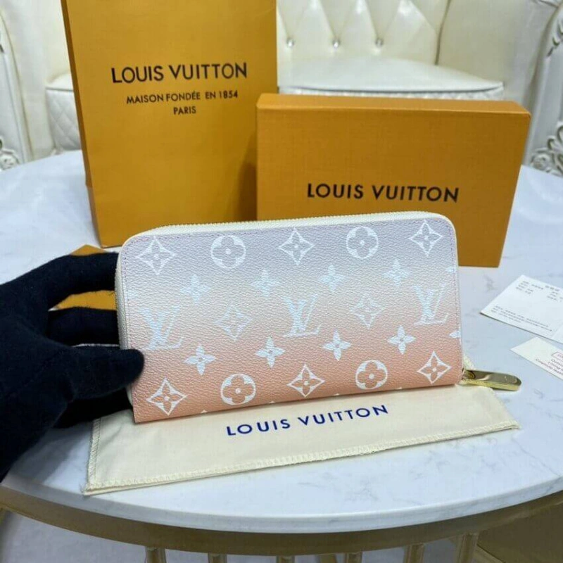 Open comp Louis Vuitton Zippy Wallet Mist Gray - Image 3