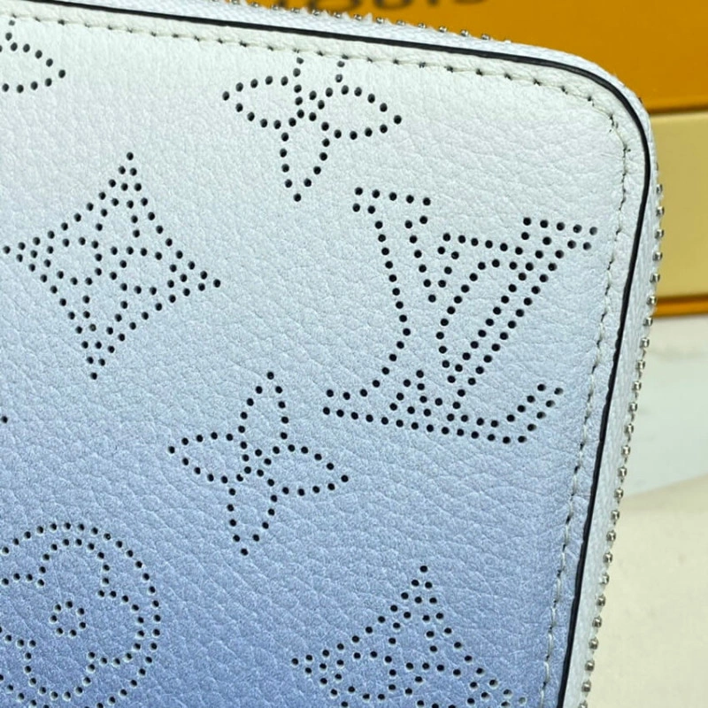Silvercol Louis Vuitton Zippy Wallet in Blue Gradient Mahina Perforated Leather - Image 6