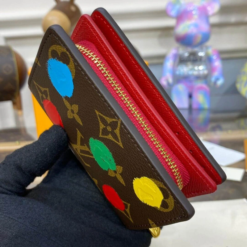 Goldcolor Louis Vuitton x Yayoi Kusama Lou Wallet M81981 - Image 5