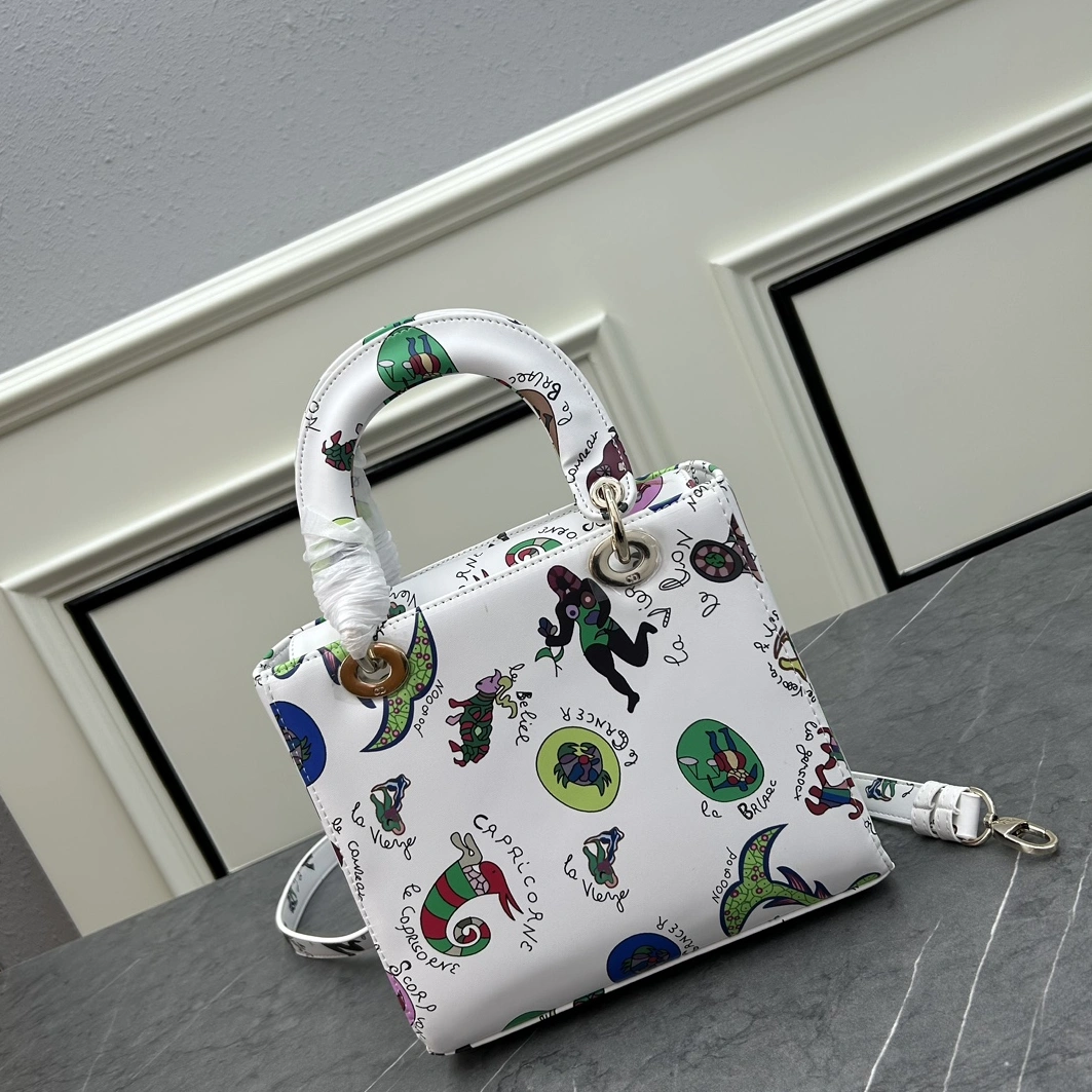 Minimalist 6600 Christian Dior AAA Quality Handbags For Women - Image 3