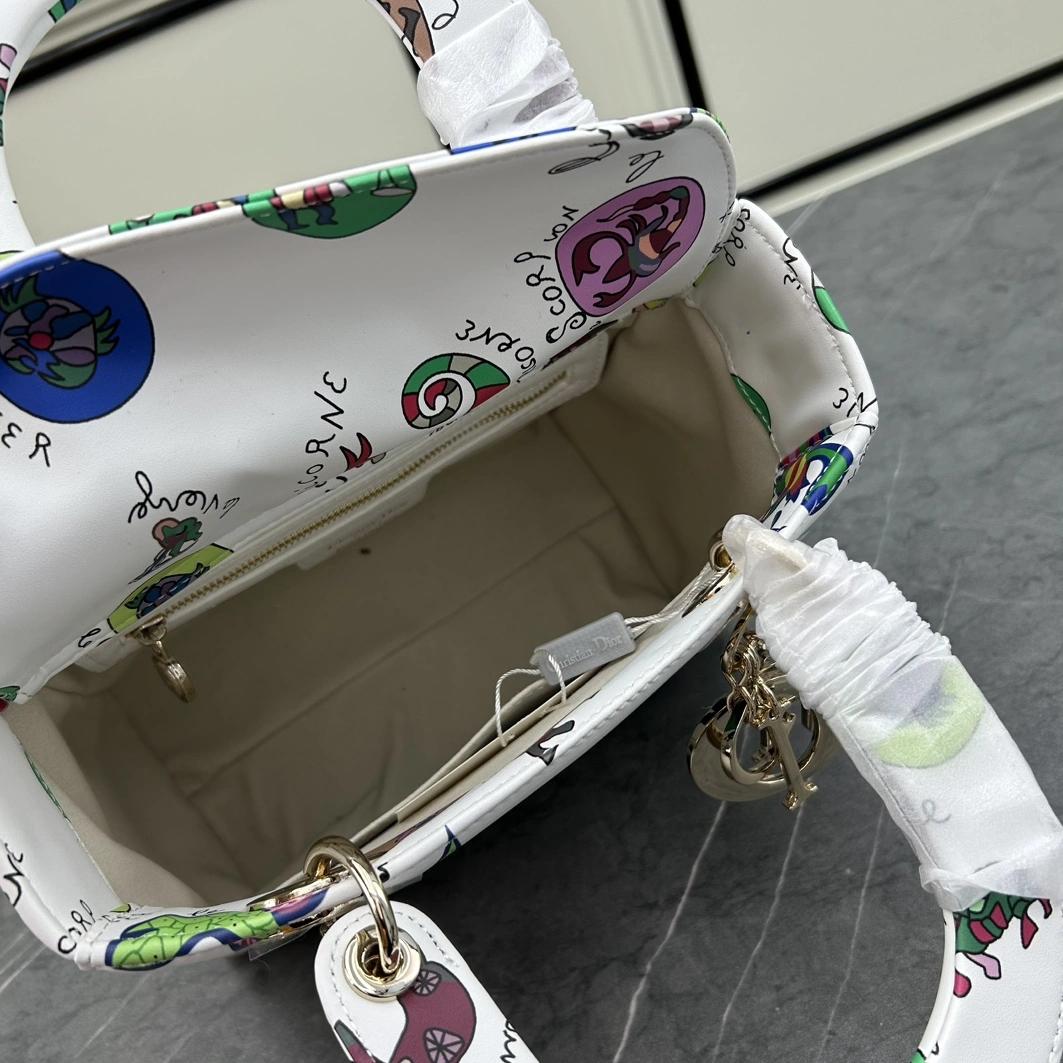 Minimalist 6600 Christian Dior AAA Quality Handbags For Women - Image 7