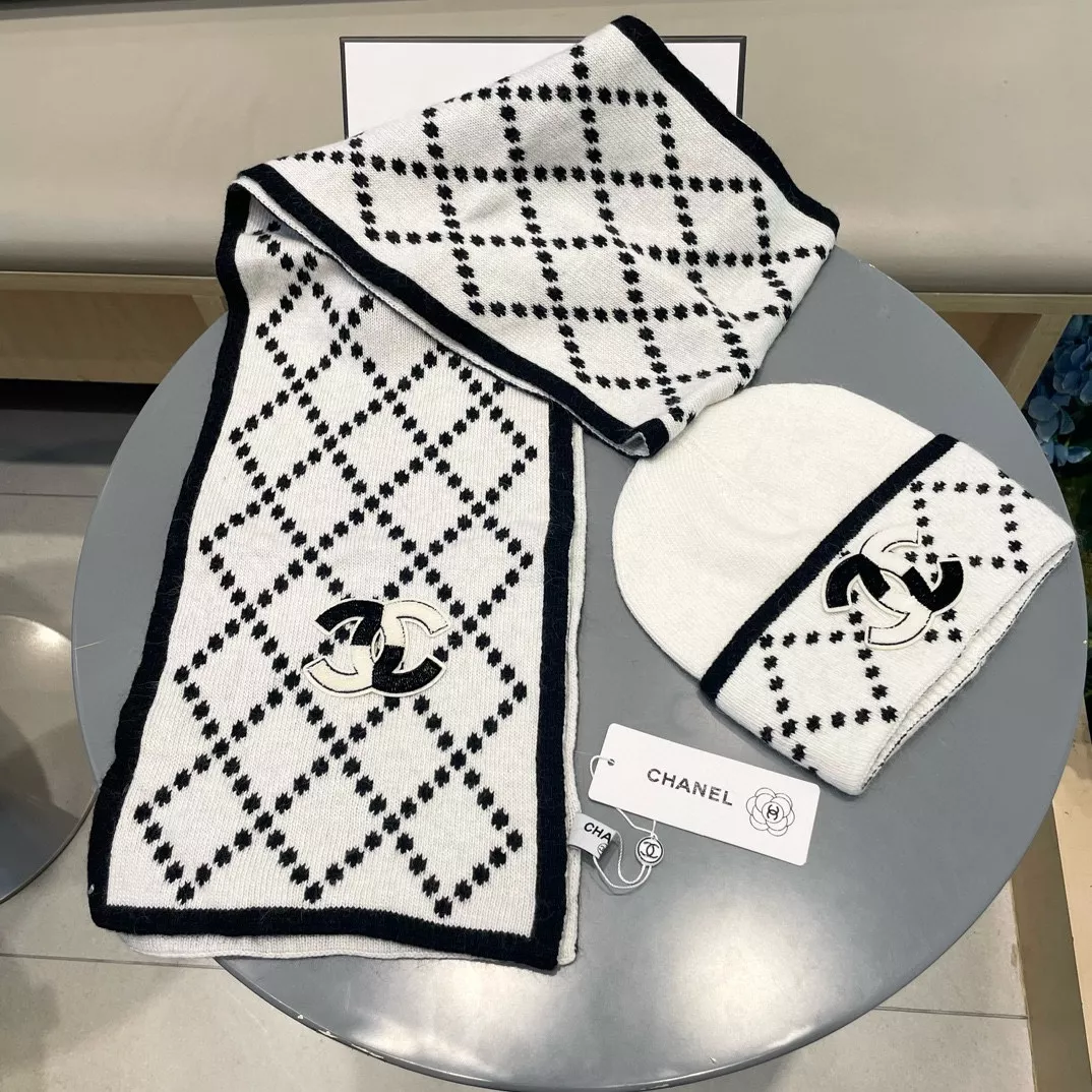 Modern 6087 Chanel Hat and Scarf Set - Image 3