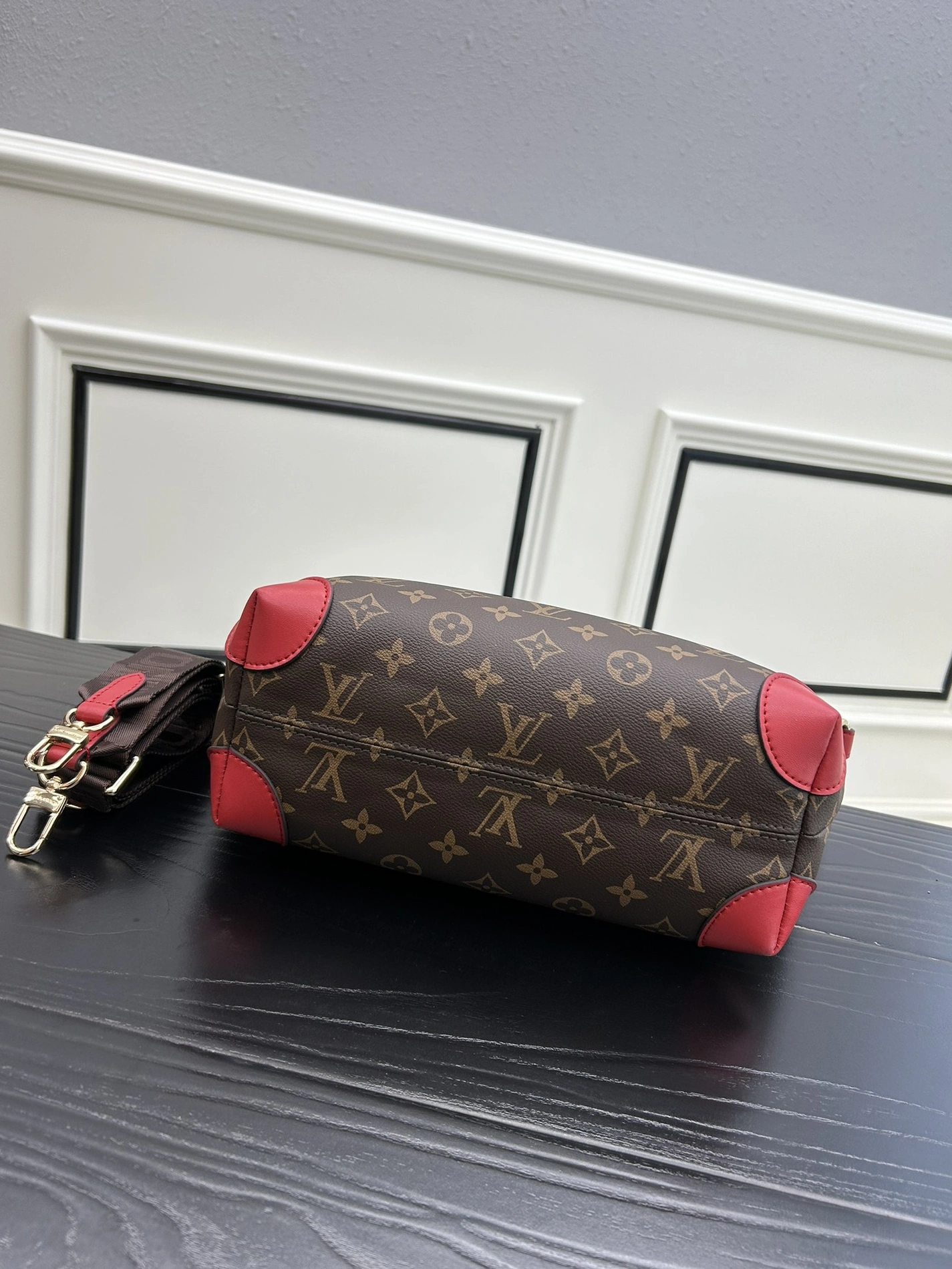 Modern 6416 Louis Vuitton AAA Quality Handbags For Women - Image 5
