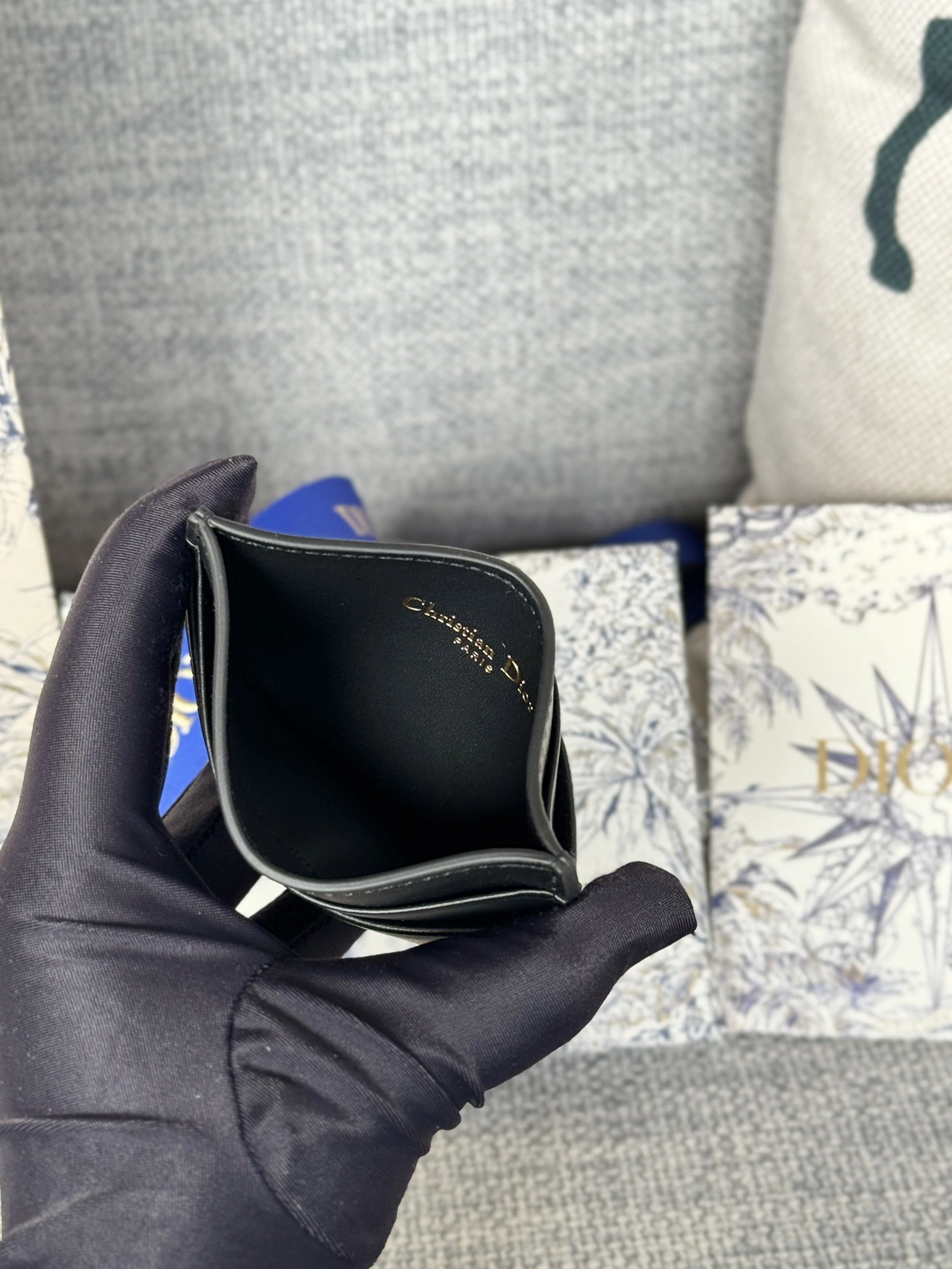 ModernLook 2210 Christian Dior Card Case - Image 6