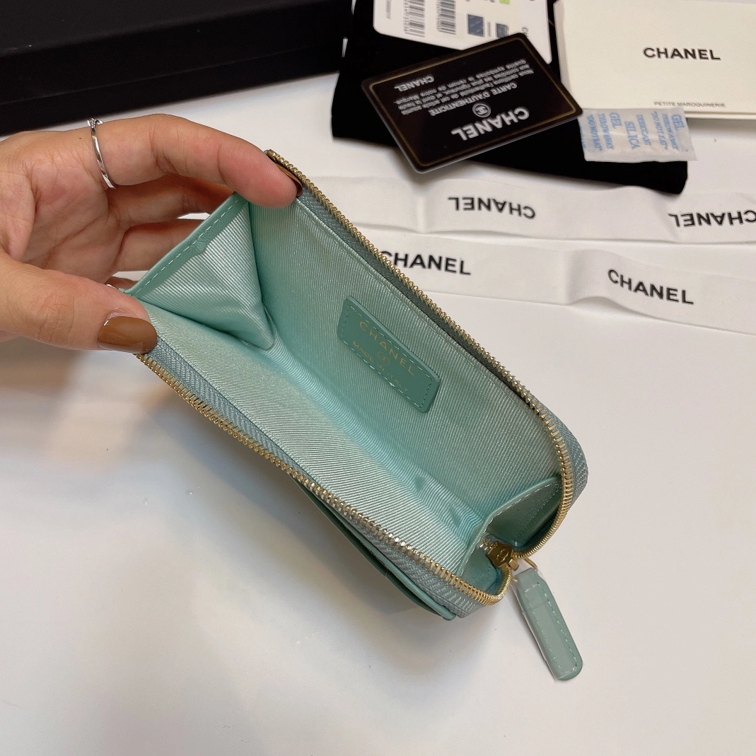 ModernLook 3074 Chanel Card Case - Image 8