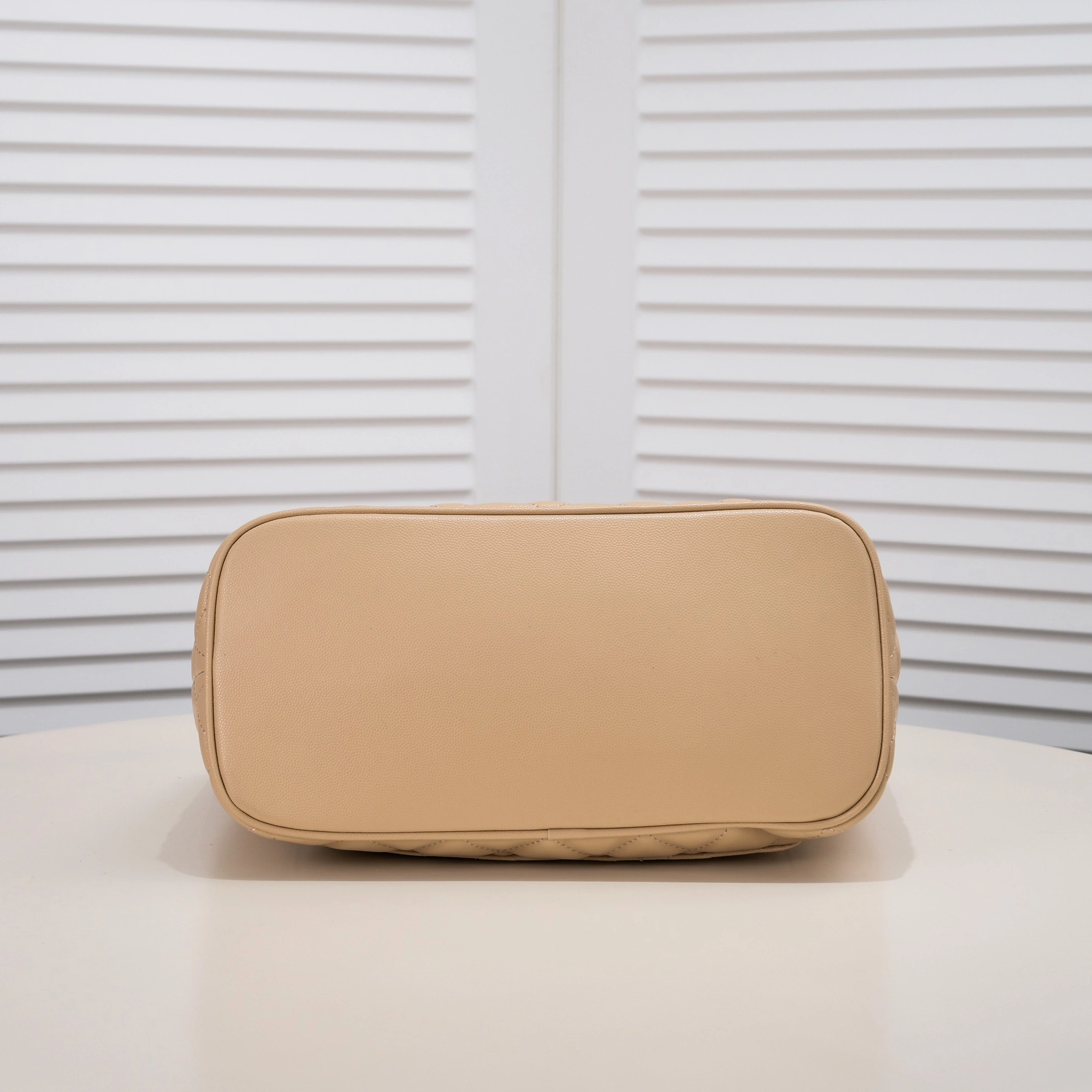 ModernLook 3215 Chanel AAA Quality Handbags For Women - Image 4