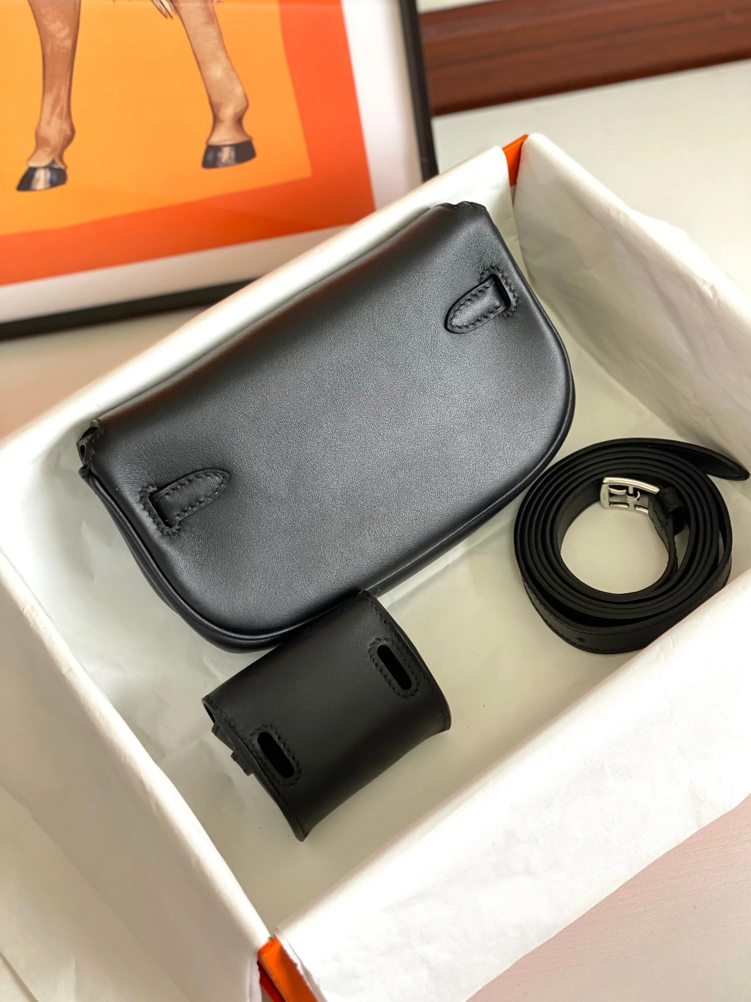 ModernLook 9290 Hermes AAA Quality Belt Bags For Women