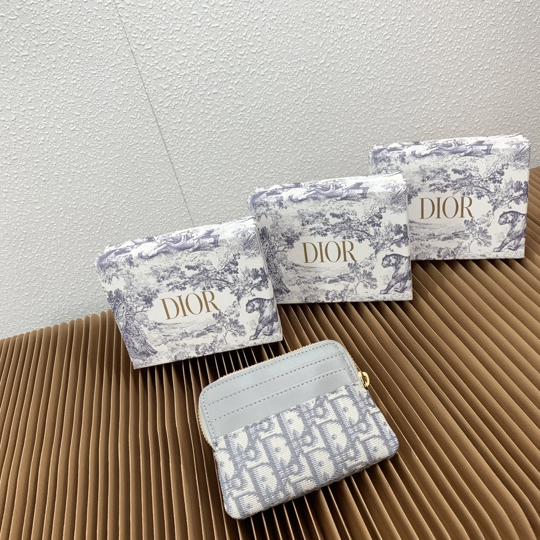 Popular 3582 Christian Dior Wallets - Image 3