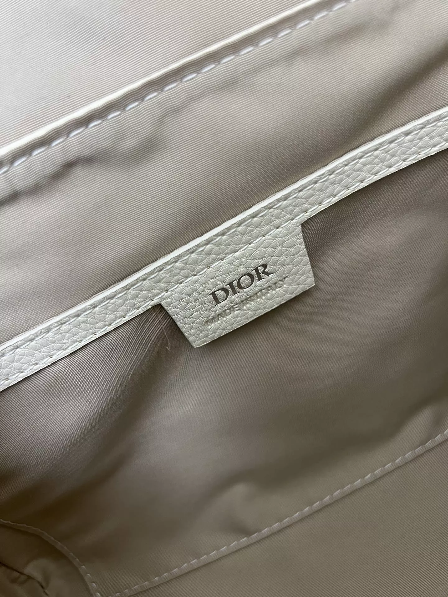 Popular 6363 Christian Dior AAA Man Messenger Bags - Image 9