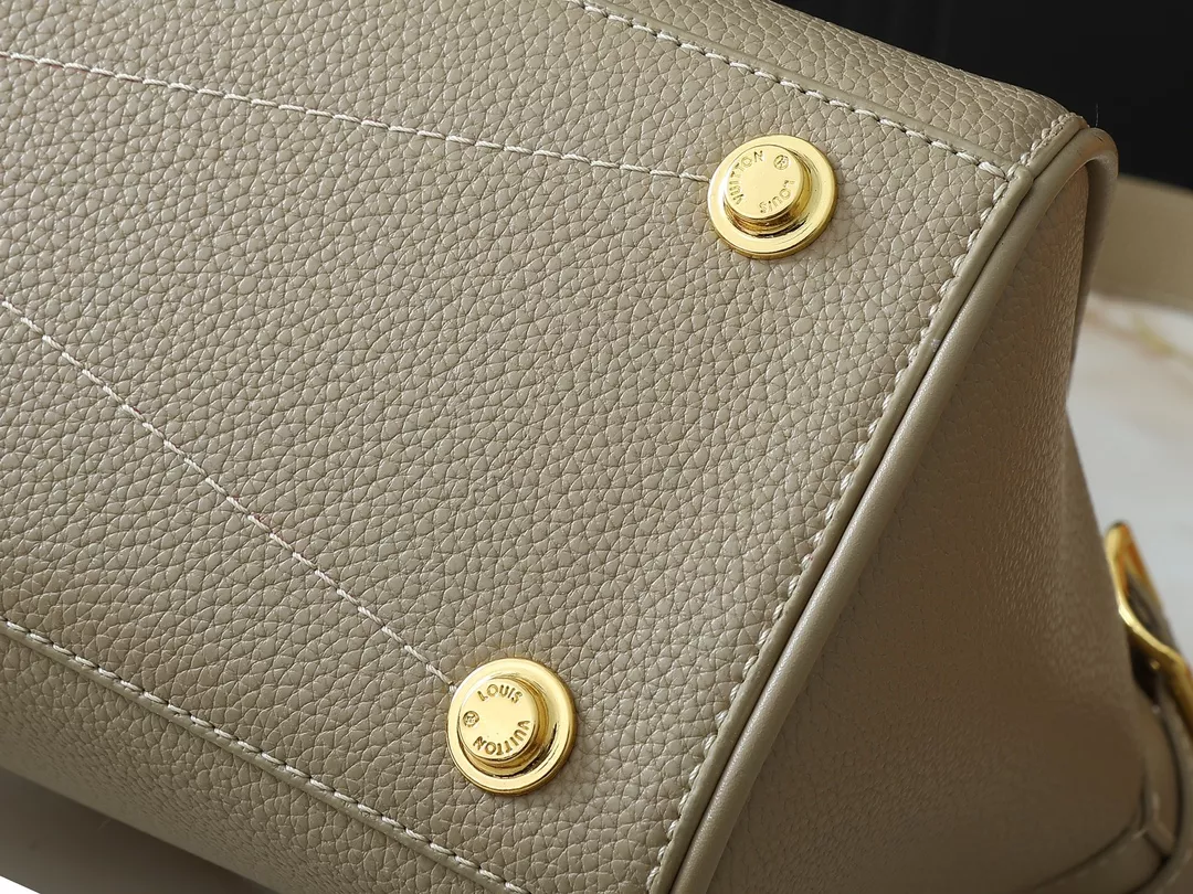 Popular 8915 Louis Vuitton AAA Quality Handbags For Women - Image 7