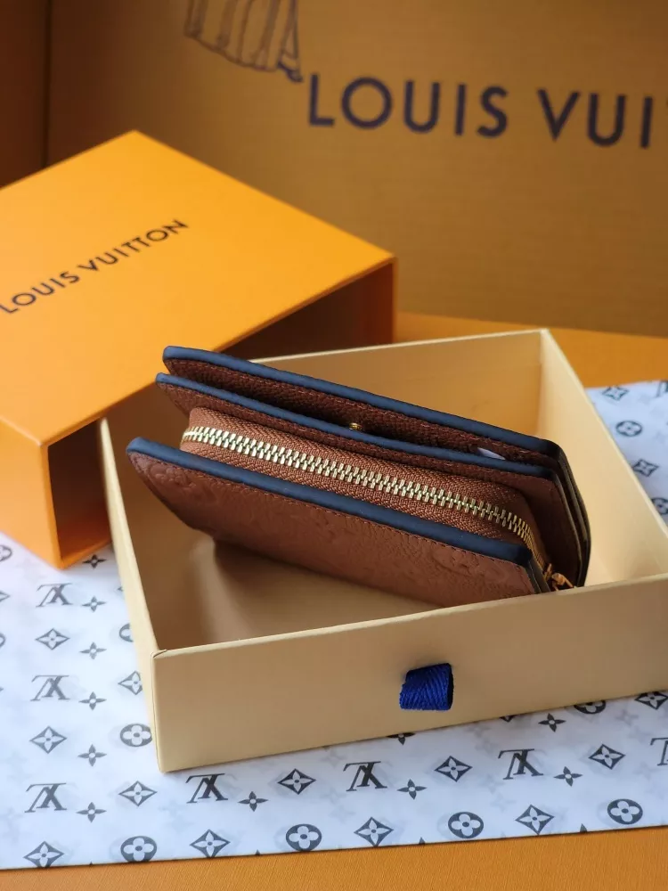 Popular 8937 Louis Vuitton AAA Quality Card Case - Image 3