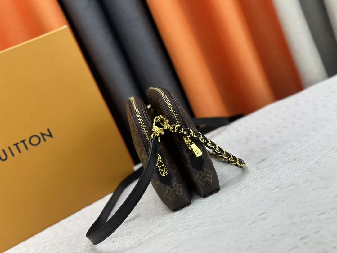 Popular 9997 Louis Vuitton AAA Quality Messenger Bags For Women