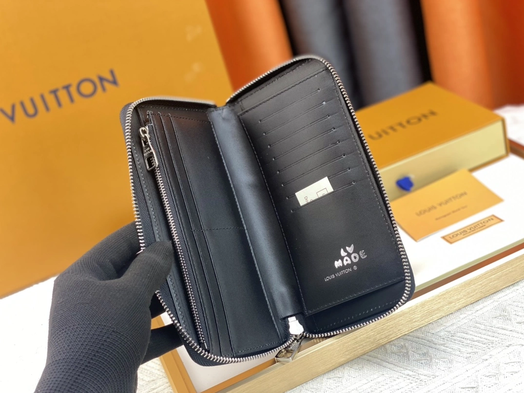 Practical 3438 Louis Vuitton AAA Quality Wallets - Image 5
