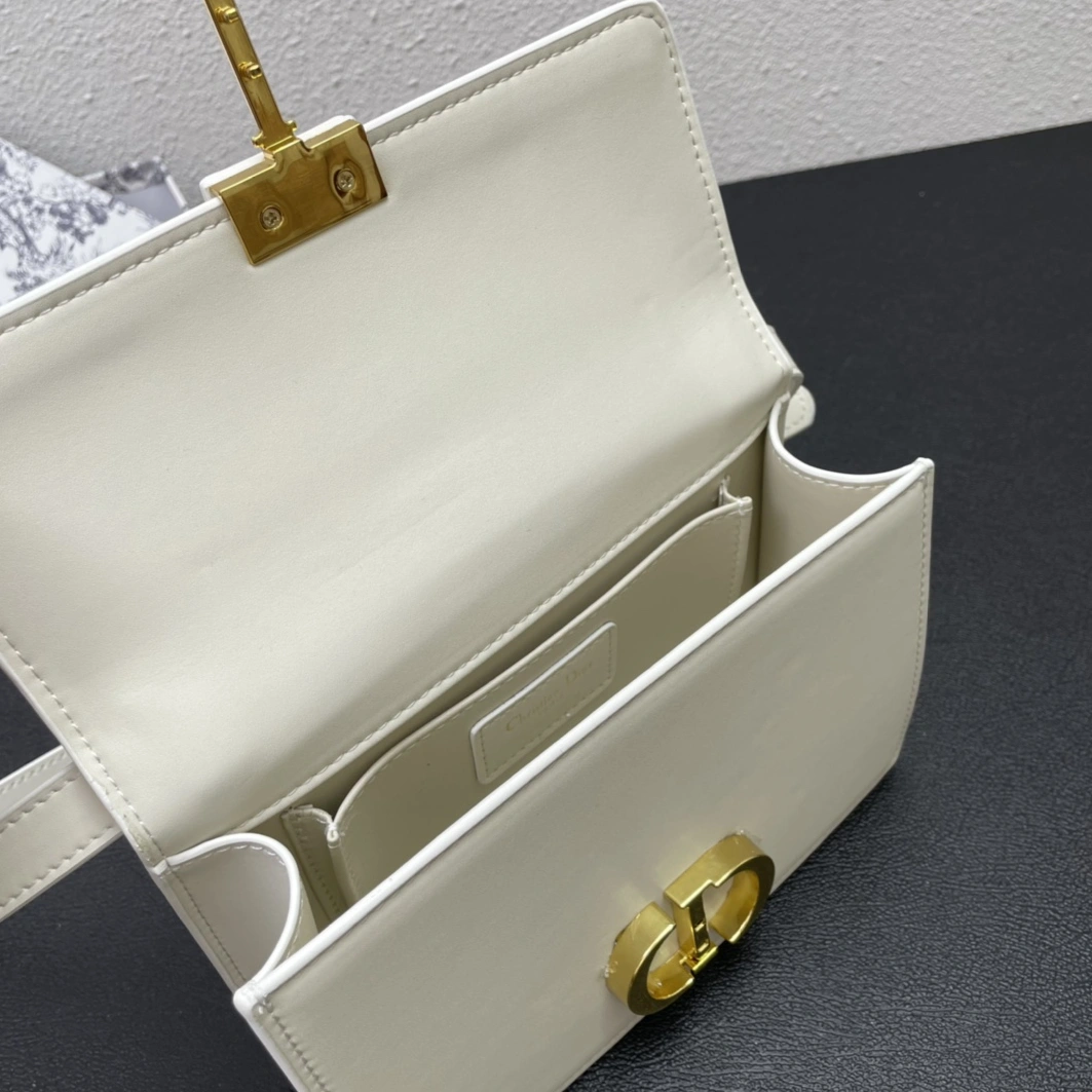 Practical 5557 Christian Dior AAA Quality Messenger Bags For Women - Image 7
