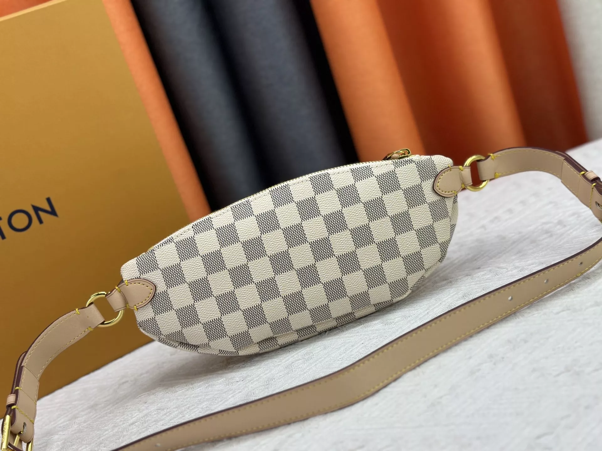 Practical 833 Louis Vuitton LV AAA Quality Belt Bags - Image 4