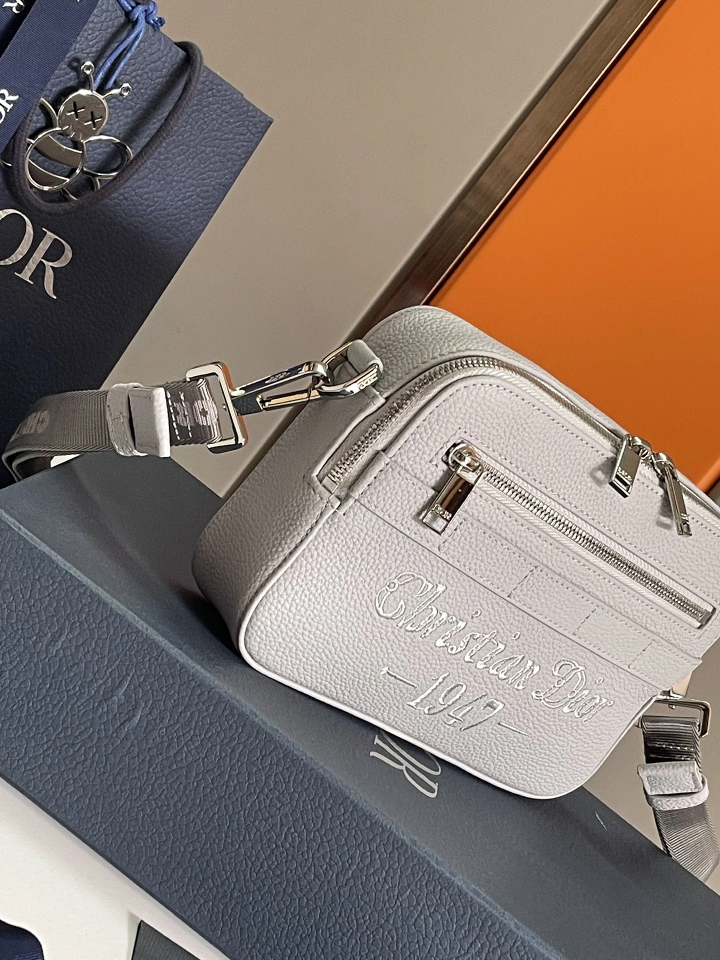 Resilient 3559 Christian Dior AAA Man Messenger Bags