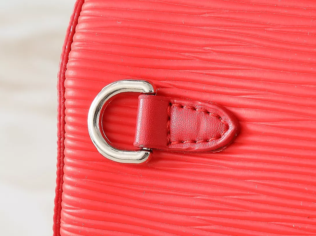 Resilient 5338 Louis Vuitton AAA Quality Messenger Bags For Unisex - Image 6