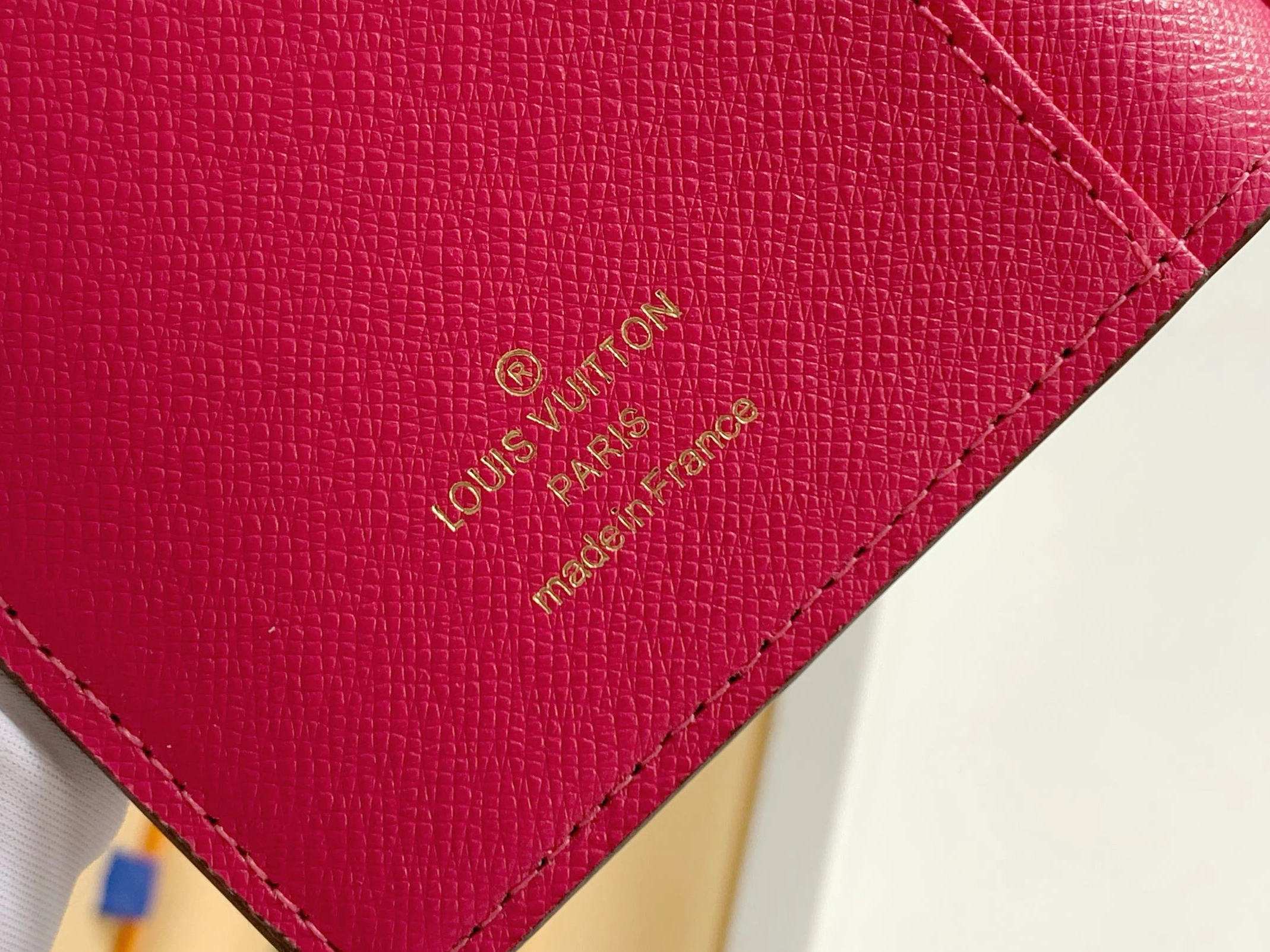 Resilient 800 Louis Vuitton LV Card Case For Women - Image 6