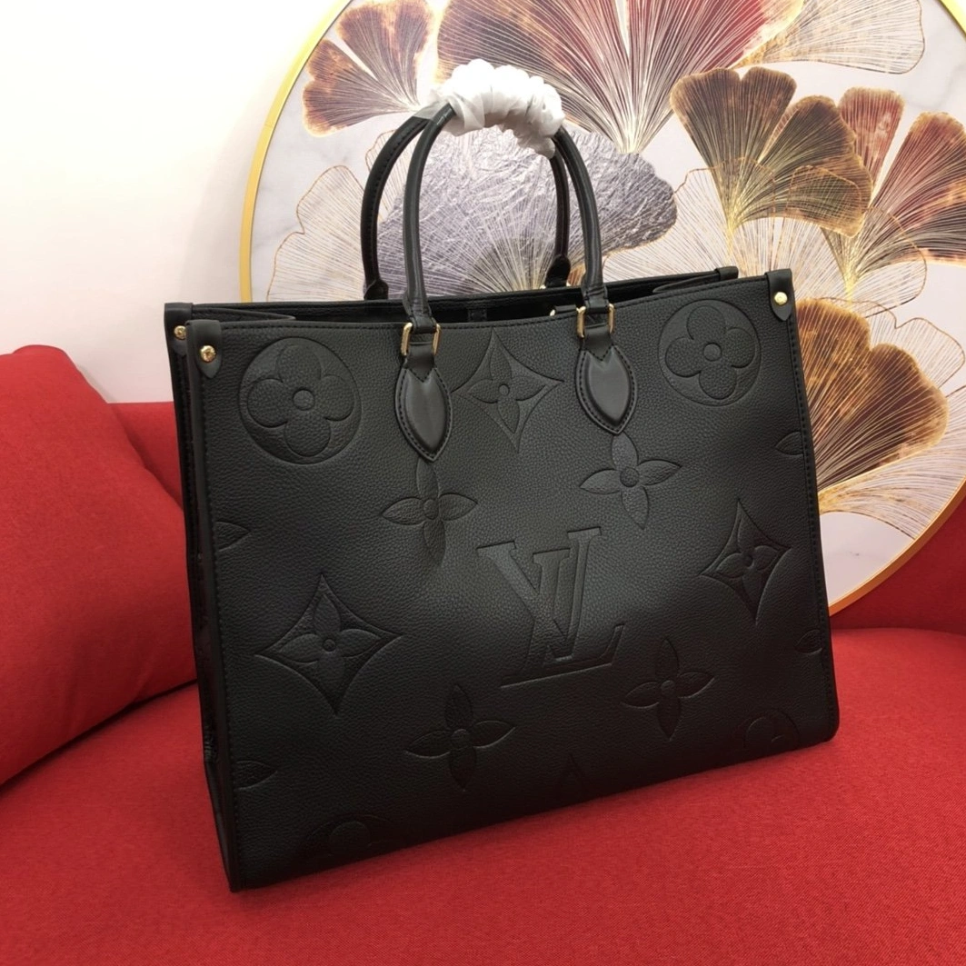 Sleek 1424 Louis Vuitton LV AAA Quality Handbags For Women