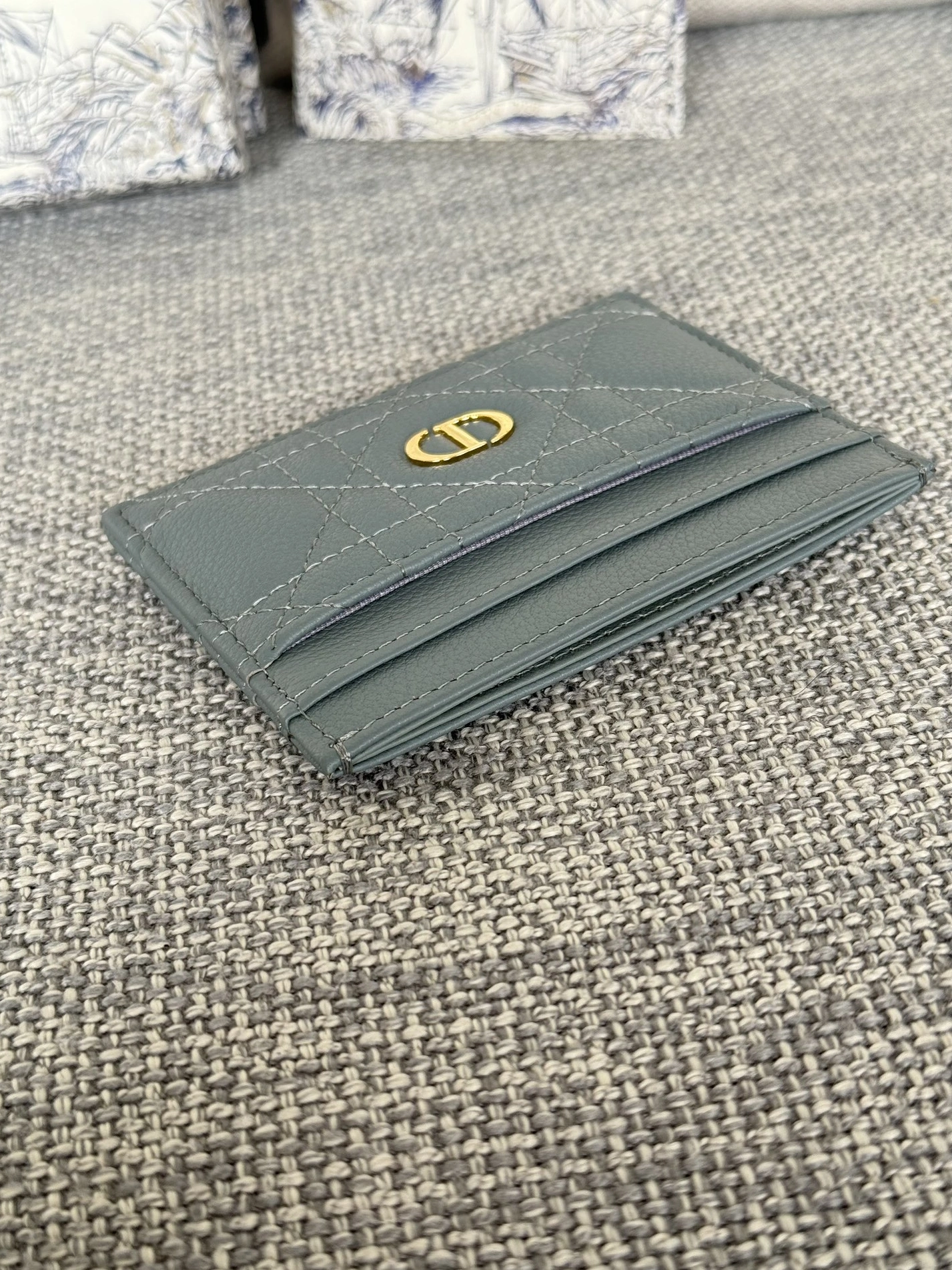 Sleek 812 Christian Dior Card Case - Image 3