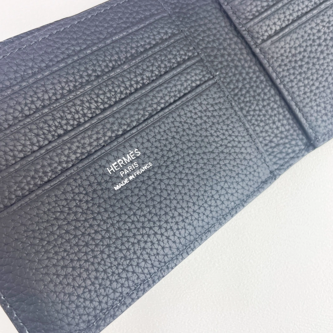 Sleek 8740 Hermes Wallet For Women - Image 3