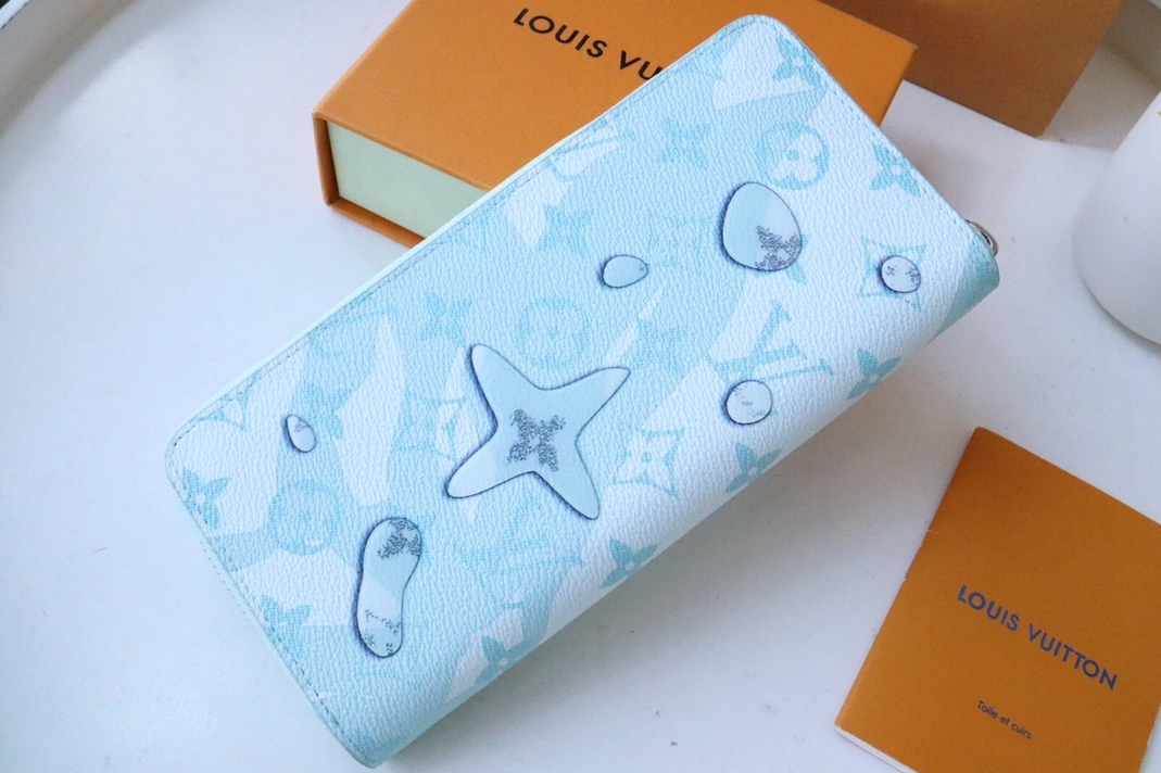 Sleek 9125 Louis Vuitton AAA Quality Card Case