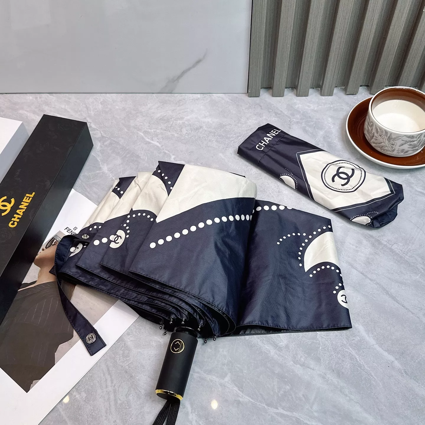 SmartChoice 147 Chanel Umbrellas - Image 4