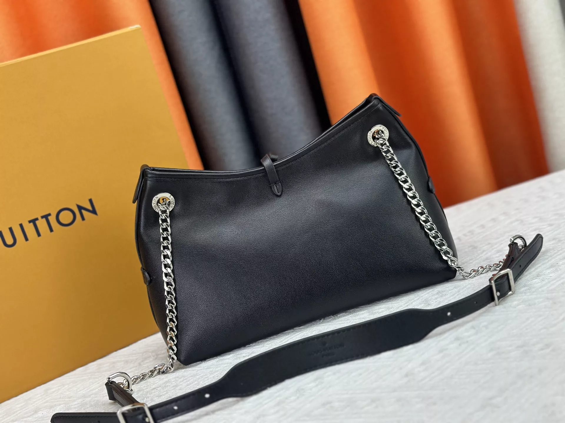 SportInspired 2233 Louis Vuitton AAA Quality Messenger Bags For Women - Image 3