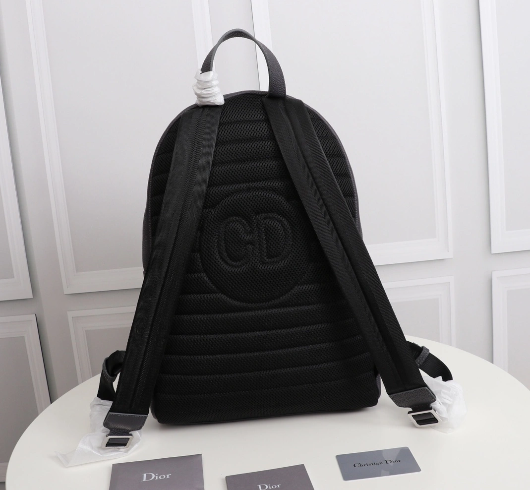 SportInspired 2648 Christian Dior AAA Man Backpacks - Image 3