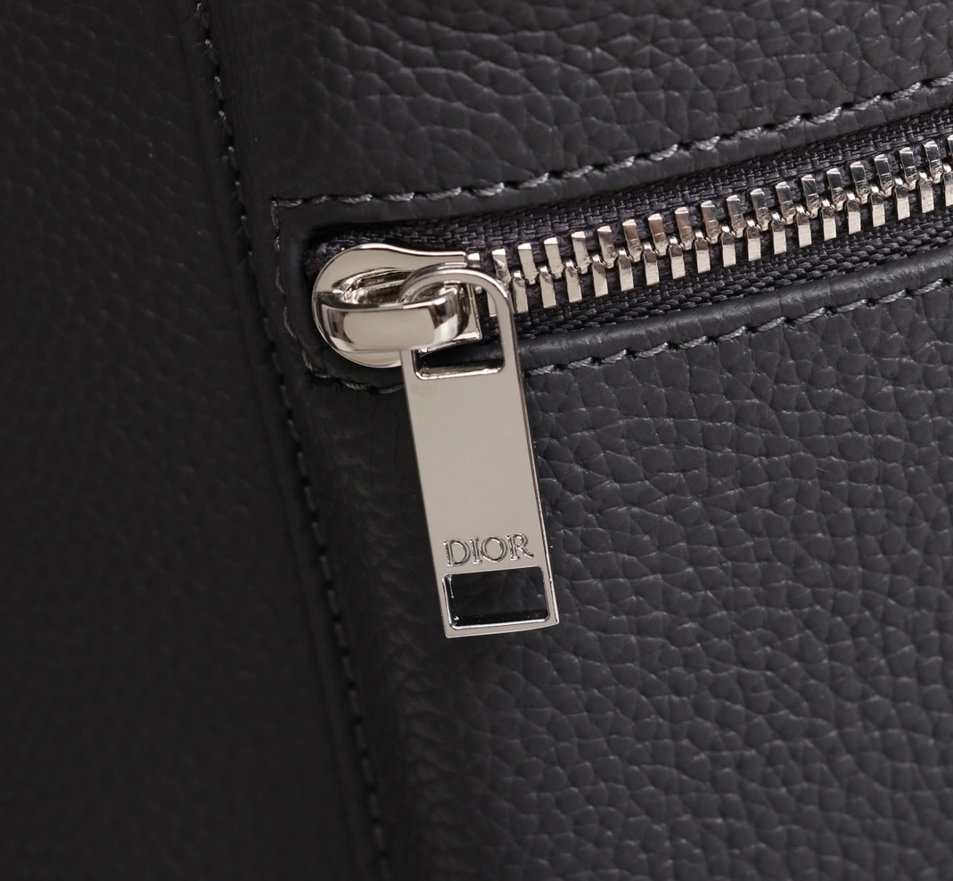 SportInspired 2648 Christian Dior AAA Man Backpacks - Image 5