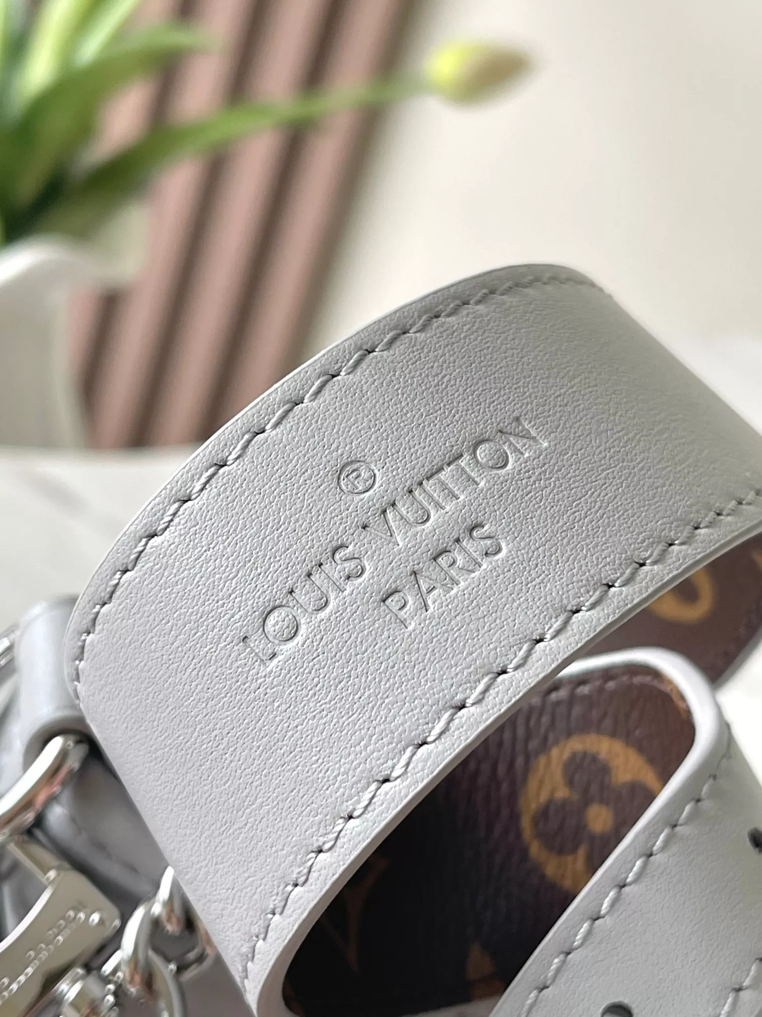 SportInspired 8563 Louis Vuitton AAA Quality Shoulder Bags For Women - Image 5