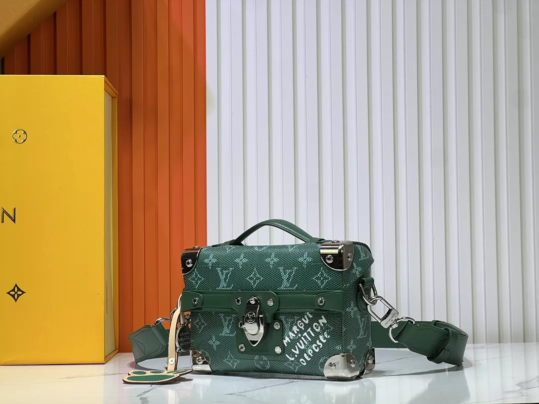 StreetReady 8832 Louis Vuitton AAA Quality Messenger Bags For Women - Image 3