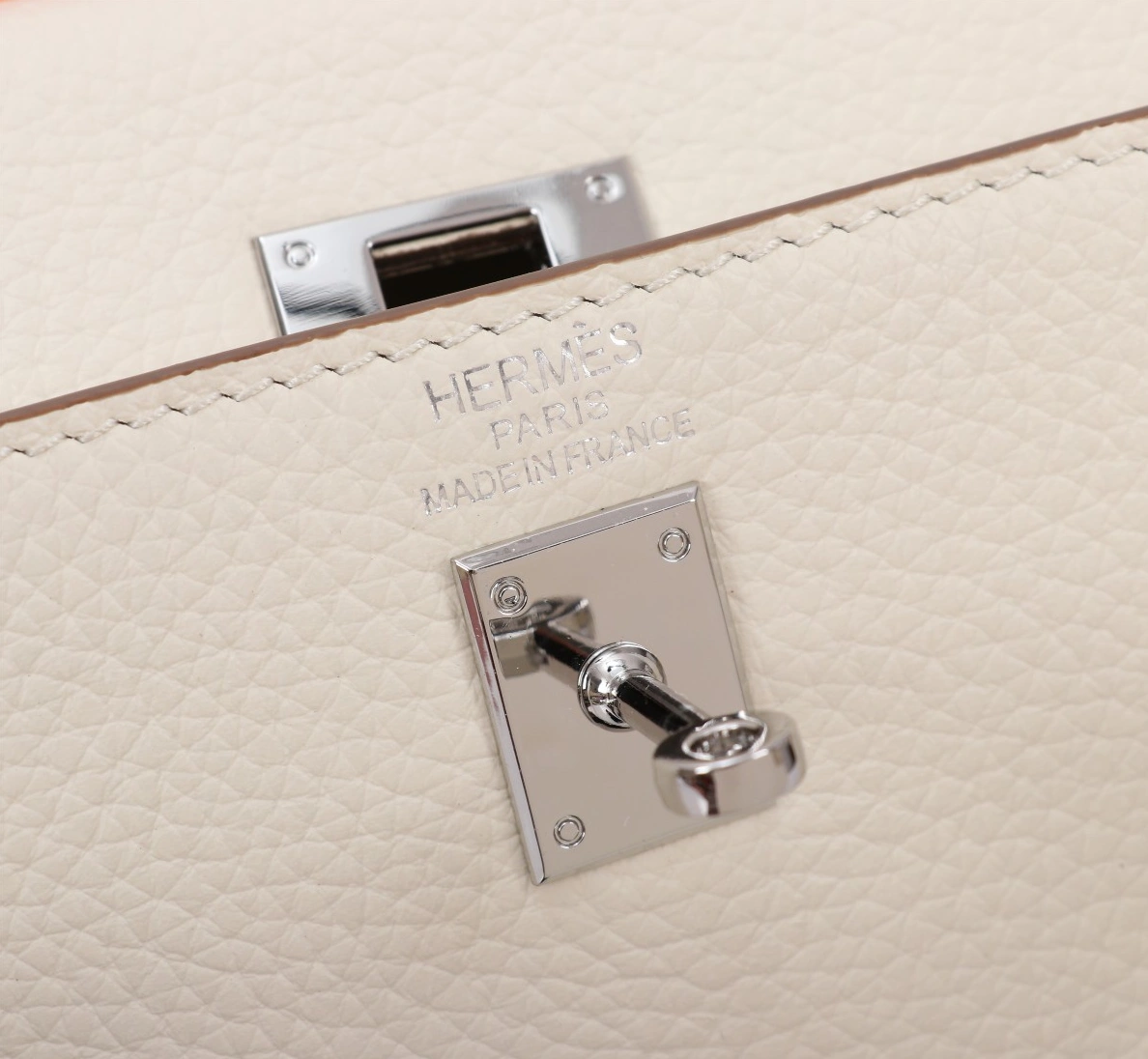 Timeless 2359 Hermes AAA Quality Handbags For Women - Image 6