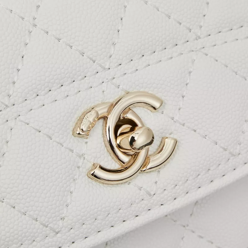 Timeless 7522 Chanel AAA Quality Messenger Bags For Women - Image 5