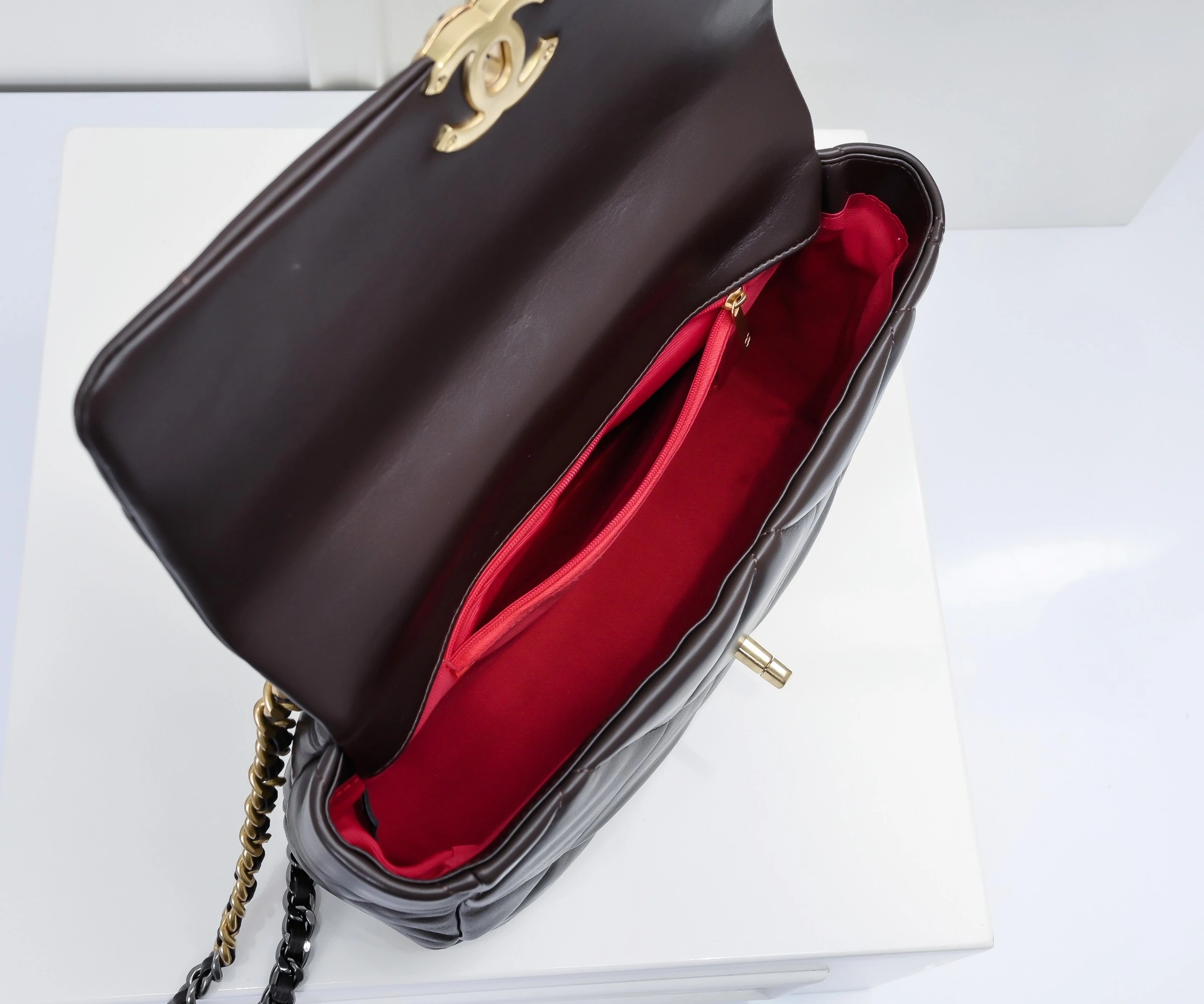 Timeless 8277 Chanel AAA Quality Messenger Bags - Image 6