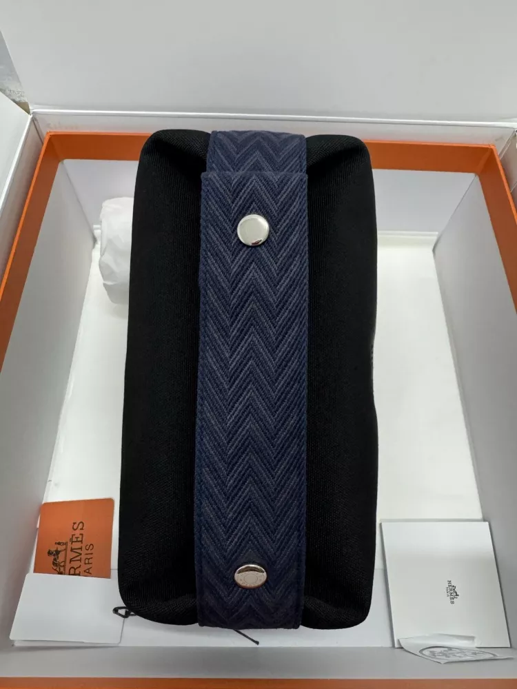 Trendsetting 1922 Hermes AAA Quality Handbags For Women - Image 3