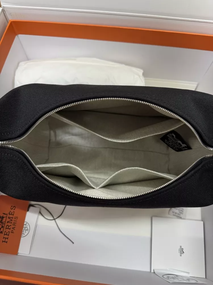 Trendsetting 1922 Hermes AAA Quality Handbags For Women - Image 7