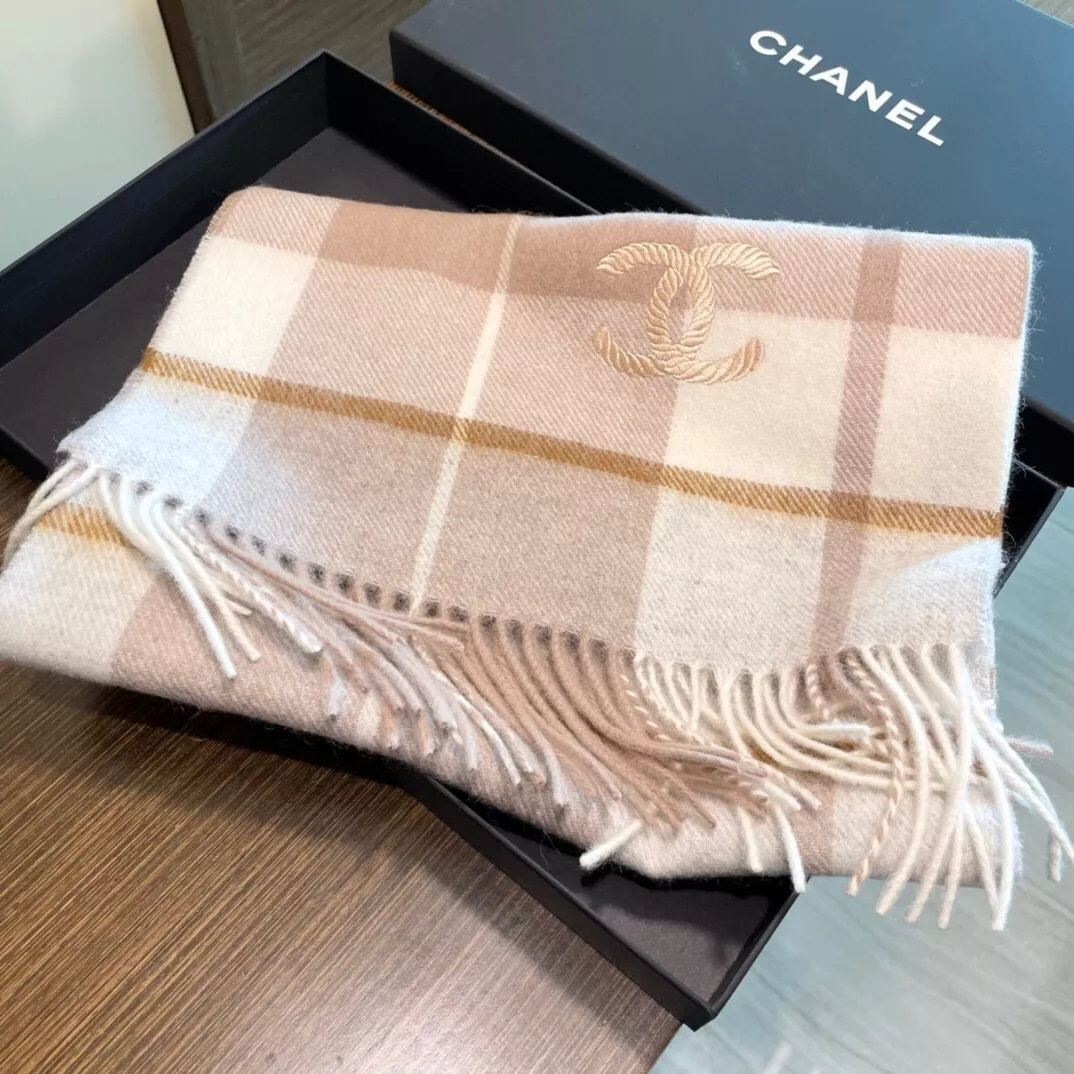 Trendsetting 5794 Chanel Scarves For Women