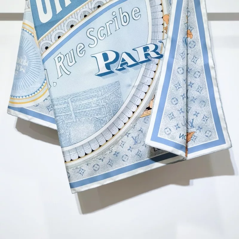 Trendy 305 Louis Vuitton Silk Squares - Image 5