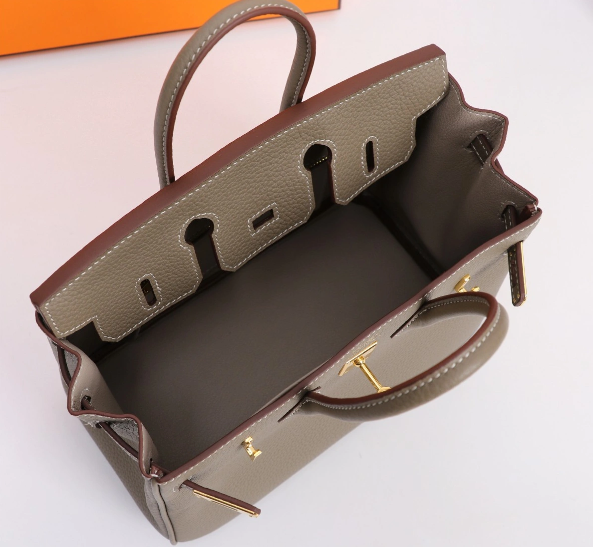 Trendy 9358 Hermes AAA Quality Handbags For Women - Image 8