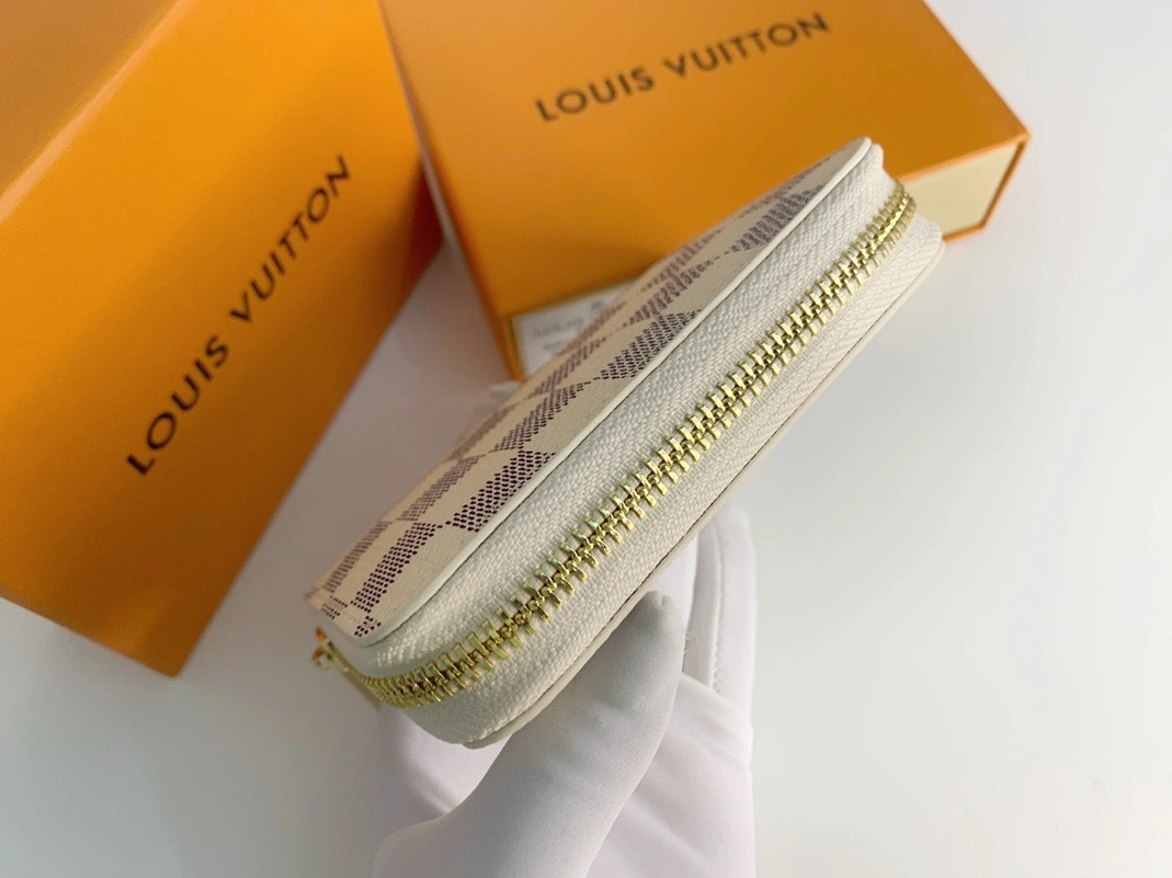 Unique 3680 Louis Vuitton LV Wallets