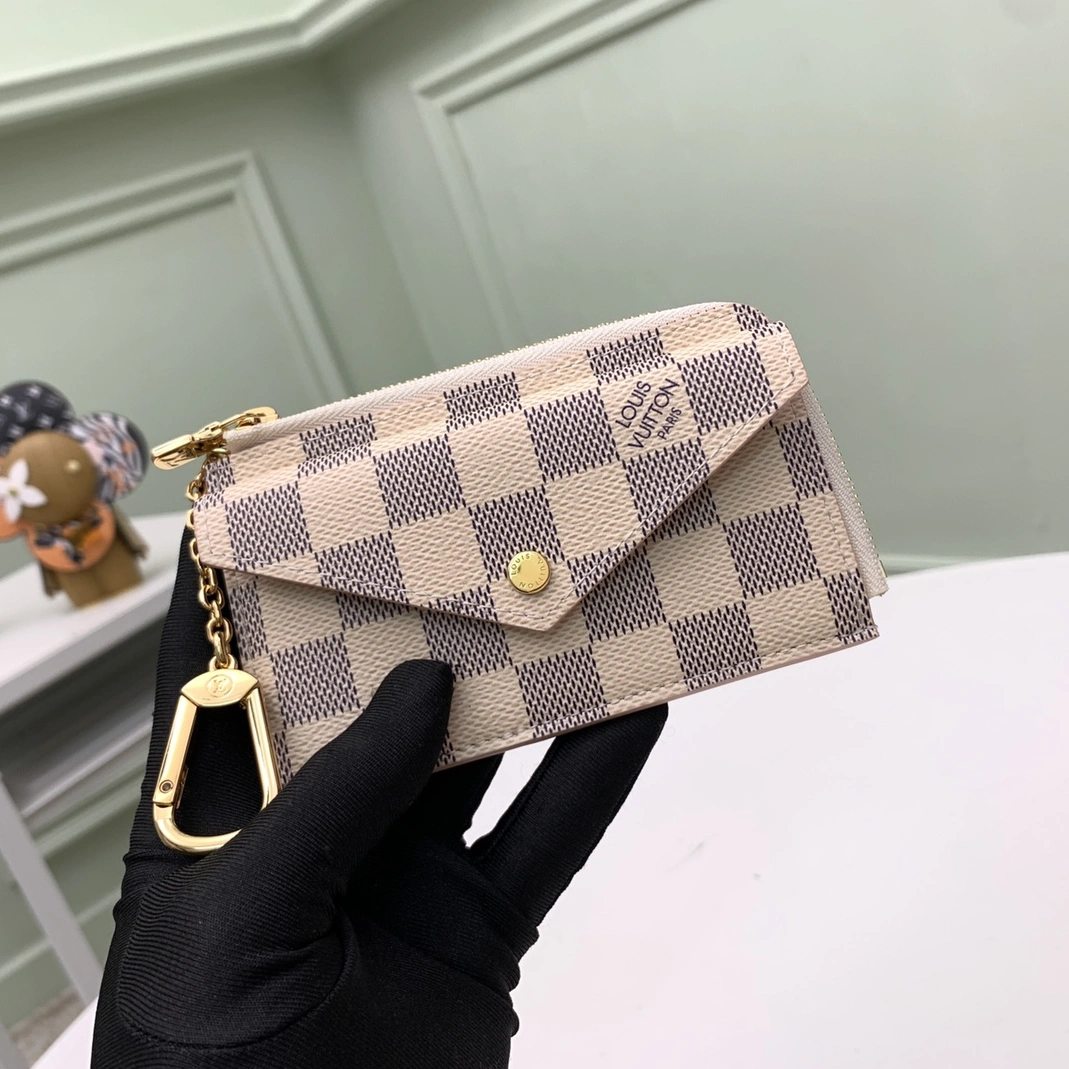 Unique 4870 Louis Vuitton AAA Quality Card Case For Women